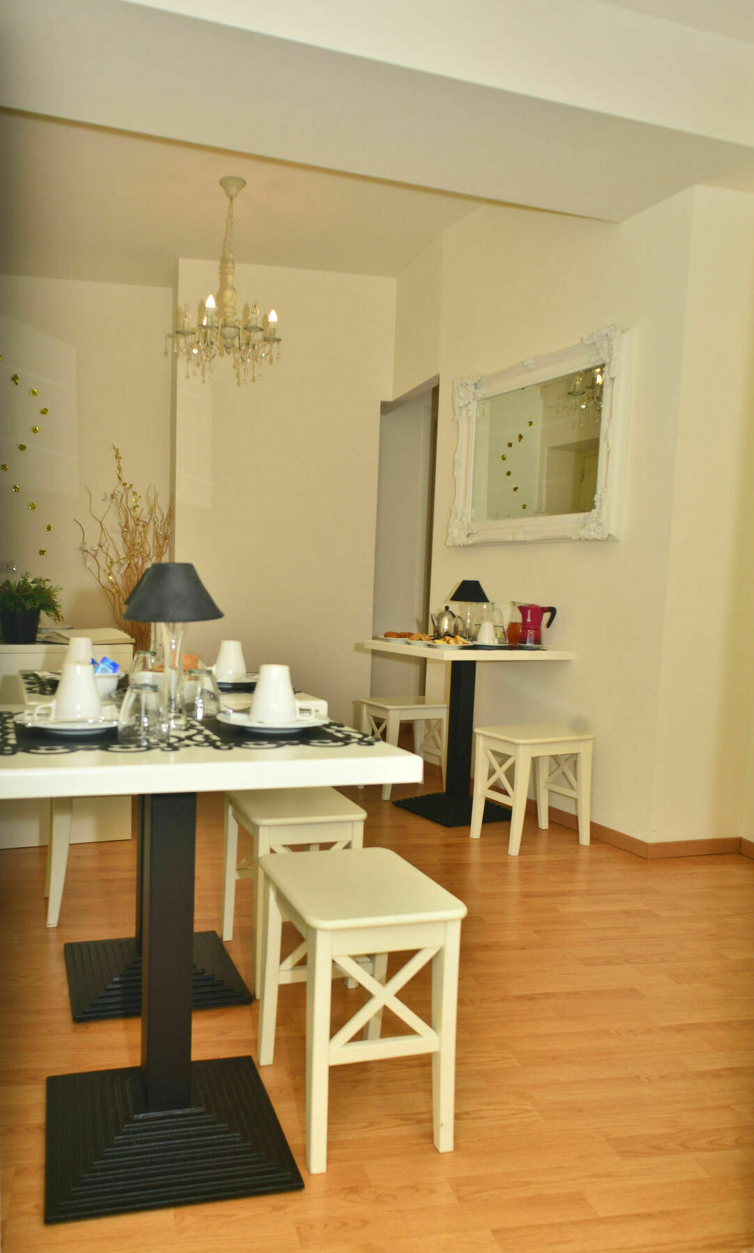 Apartamento Vieniaroma Exterior foto